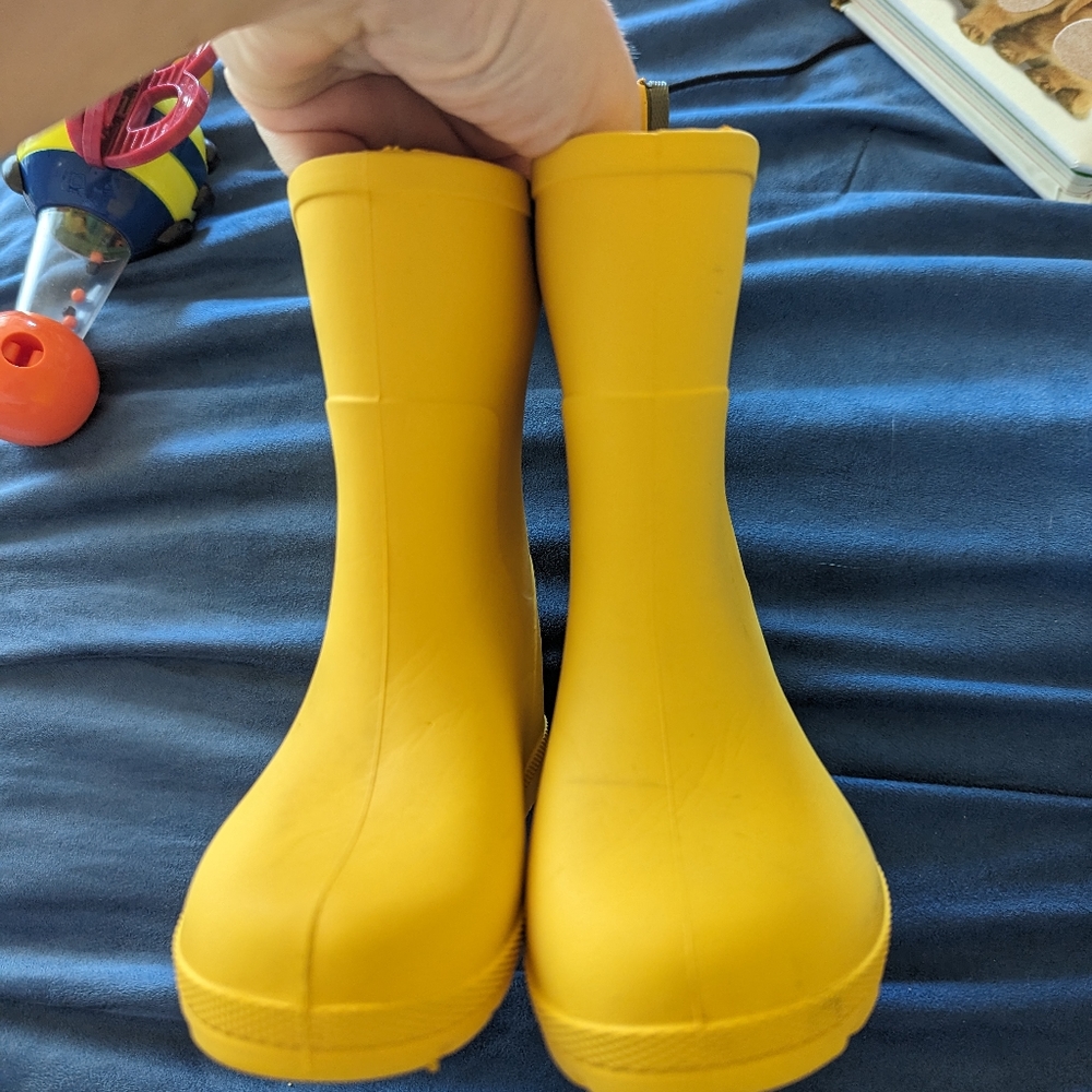 Totes Yellow Rain boots